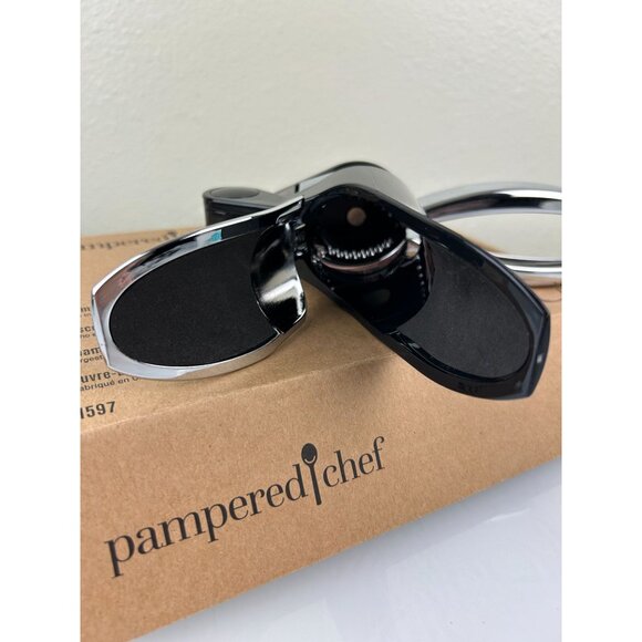 Pampered Chef Champagne Opener Kitchen Bar Tool 1597 Black Silver Tone Orig. Box - Picture 6 of 11